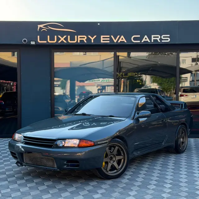 Nissan Skyline R32